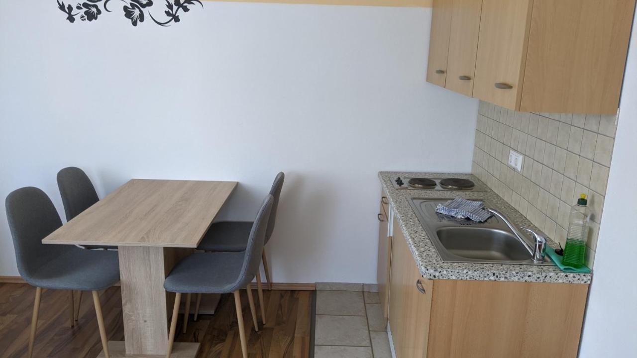 Ferienwohnung May Dorfchemnitz Bagian luar foto